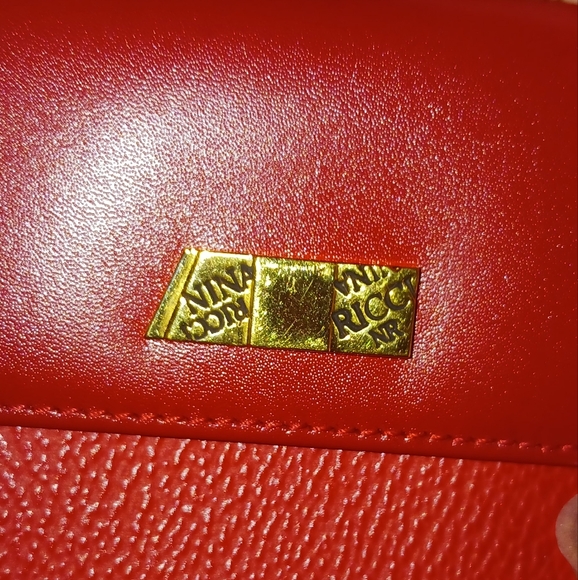 Nina Ricci Red Wallet with snap closure - Picture 15 of 15